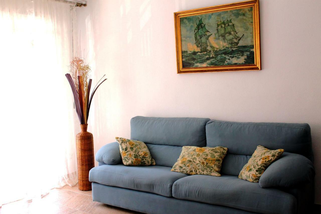 Apartment A Stone'S Throw From Santa Barbara Alicante Eksteriør bilde