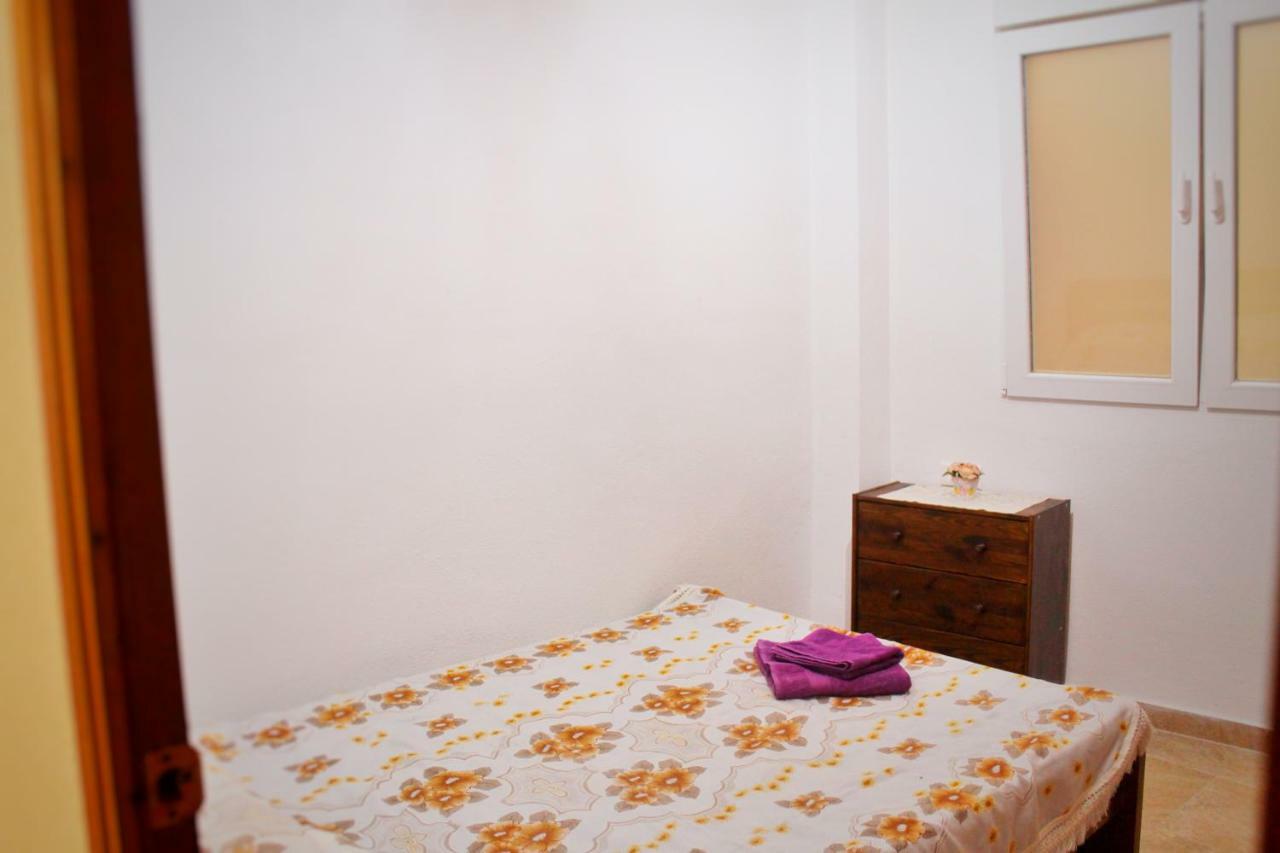 Apartment A Stone'S Throw From Santa Barbara Alicante Eksteriør bilde